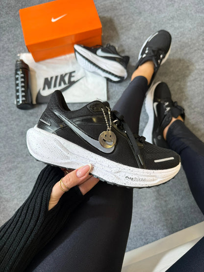 Tenis NK Zoom Pegasus - Preto