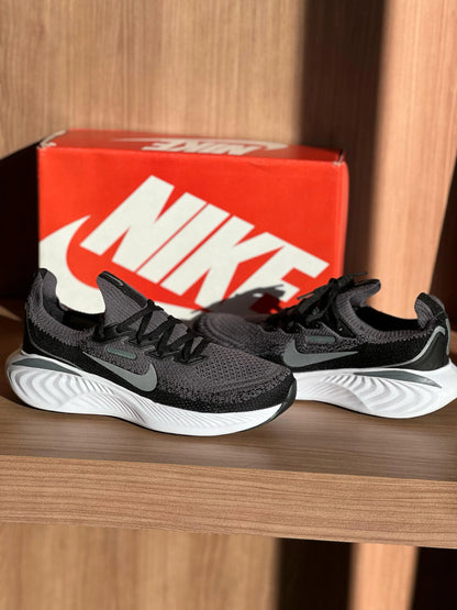 Tenis NK Zoom - Preto Grafite