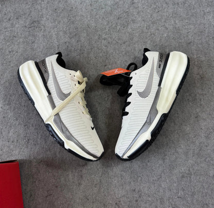 Tenis NK Zoom X Run 3 - Off Preto