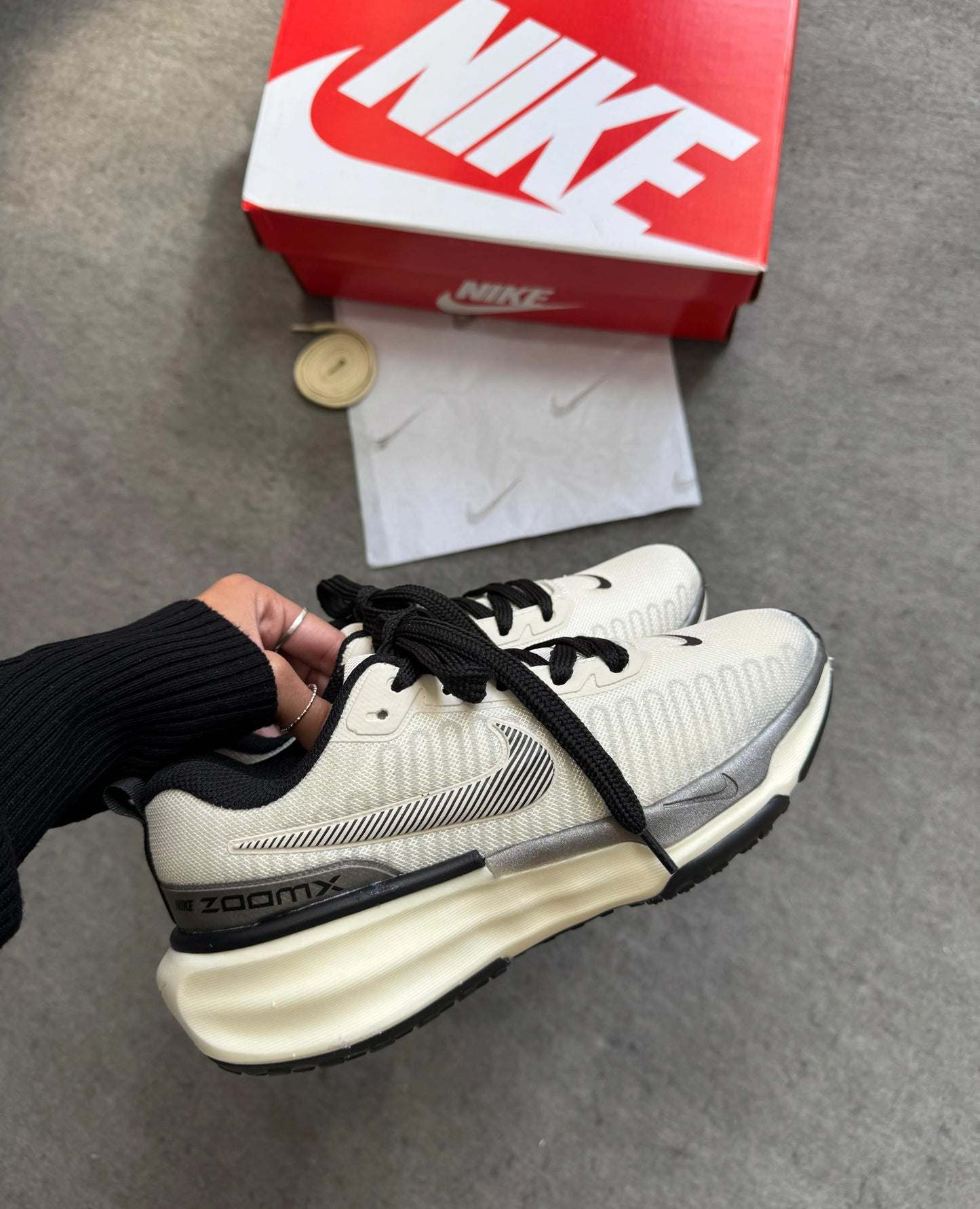 Tenis NK Zoom X Run 3 - Off Preto