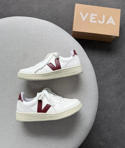 Tenis V10 - Branco Marsala