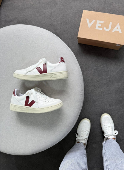 Tenis V10 - Branco Marsala