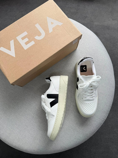 Tenis V10 - Branco Preto