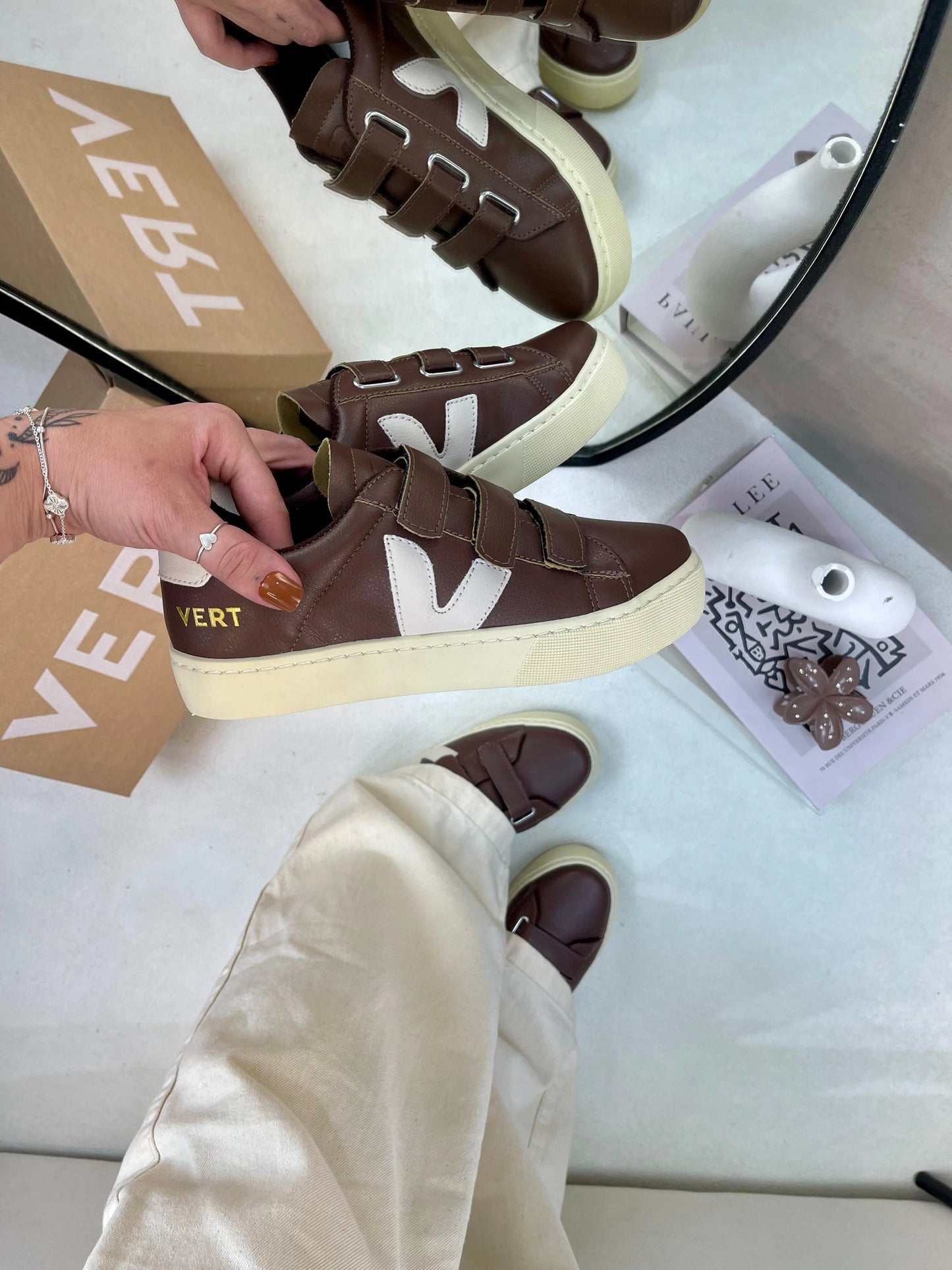 Tenis VRT Velcro - Cafe