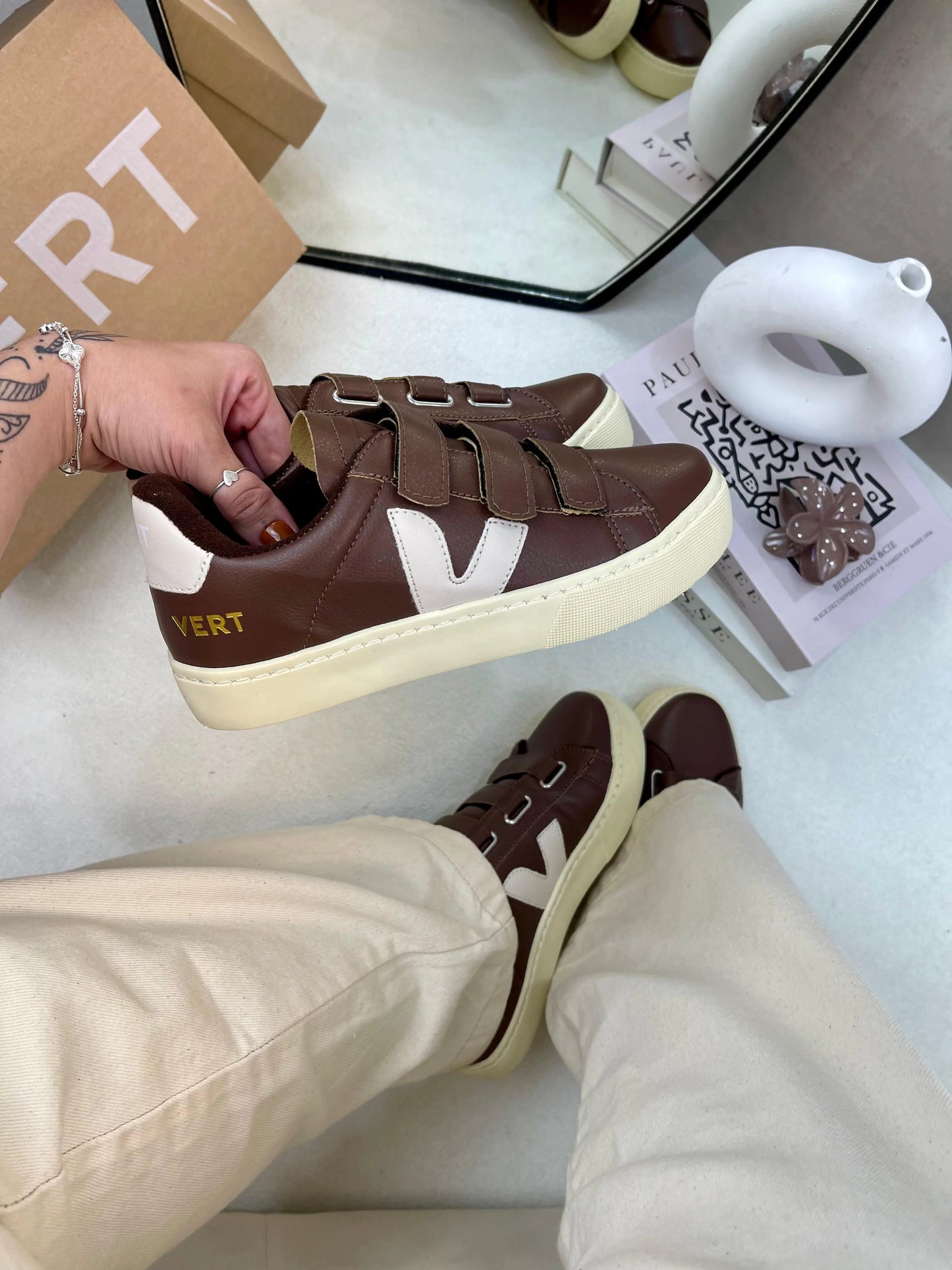 Tenis VRT Velcro - Cafe