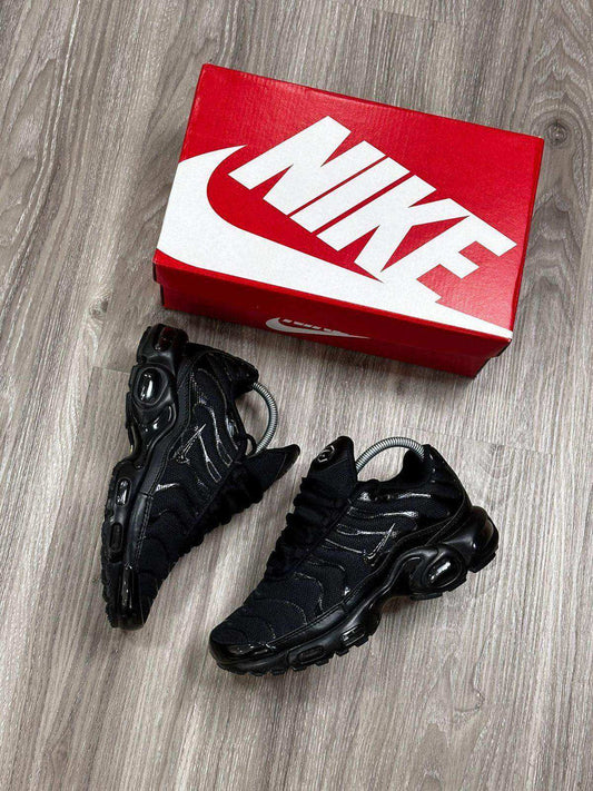 TN1 Triple Black Importado