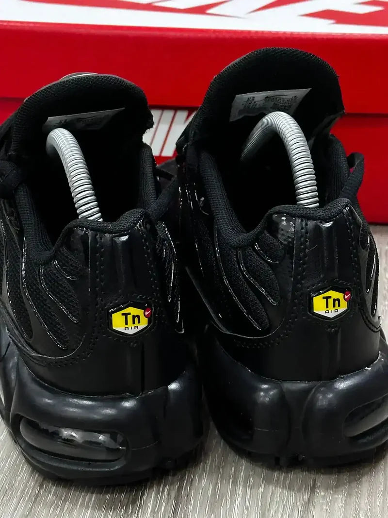 TN1 Triple Black Importado